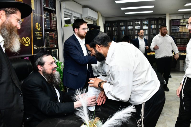 שוקי לרר