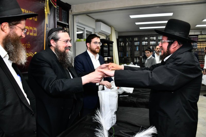 שוקי לרר