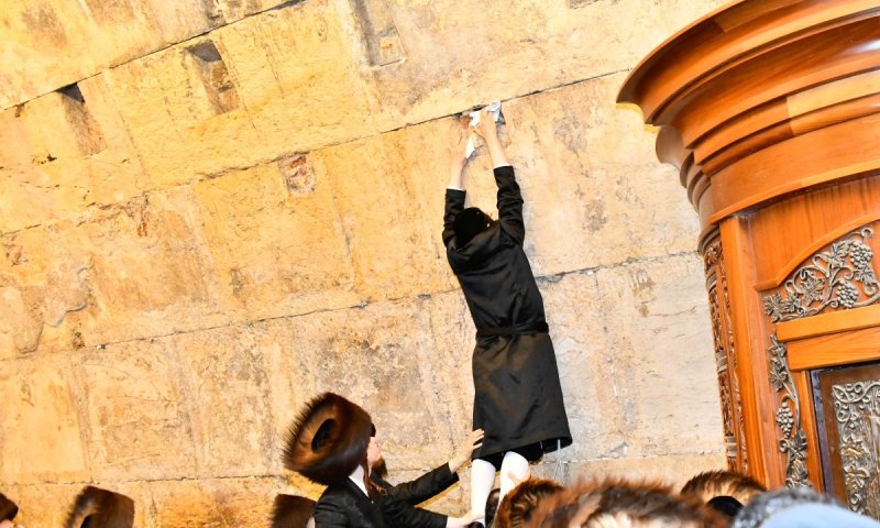 הרבי ביקש להטמין בכותל את הקוויטאל'ך של משתתפי השבת ההיסטורית
