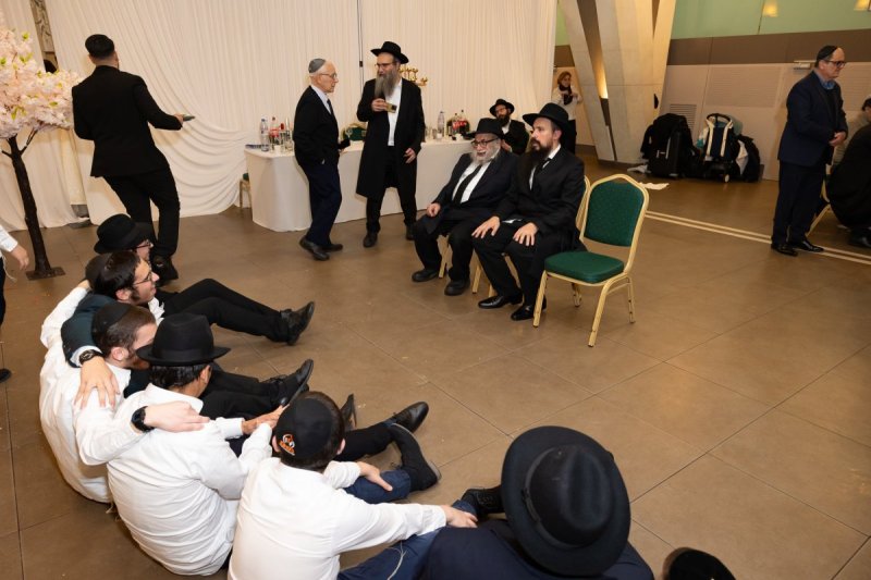 באדיבות המצלם