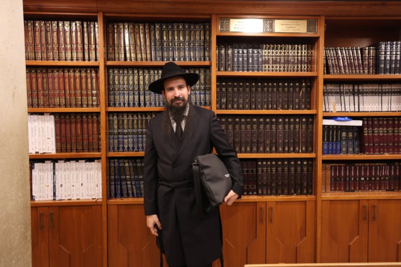 באדיבות המצלם