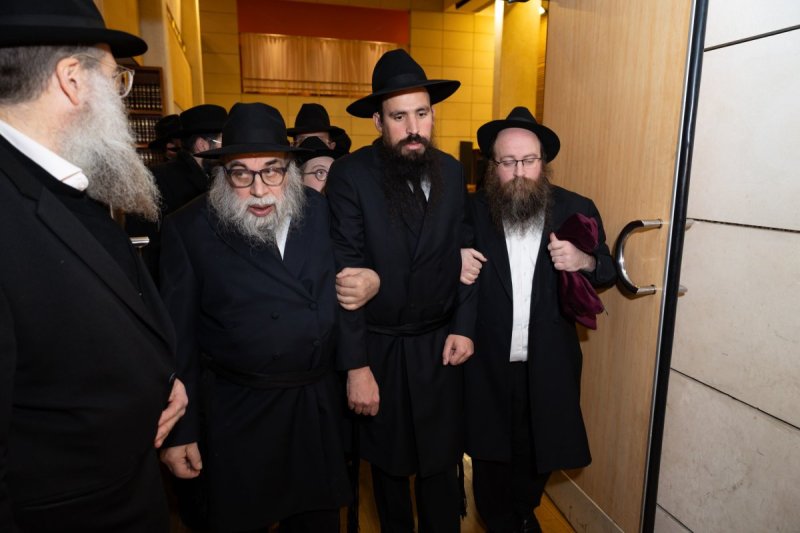 באדיבות המצלם