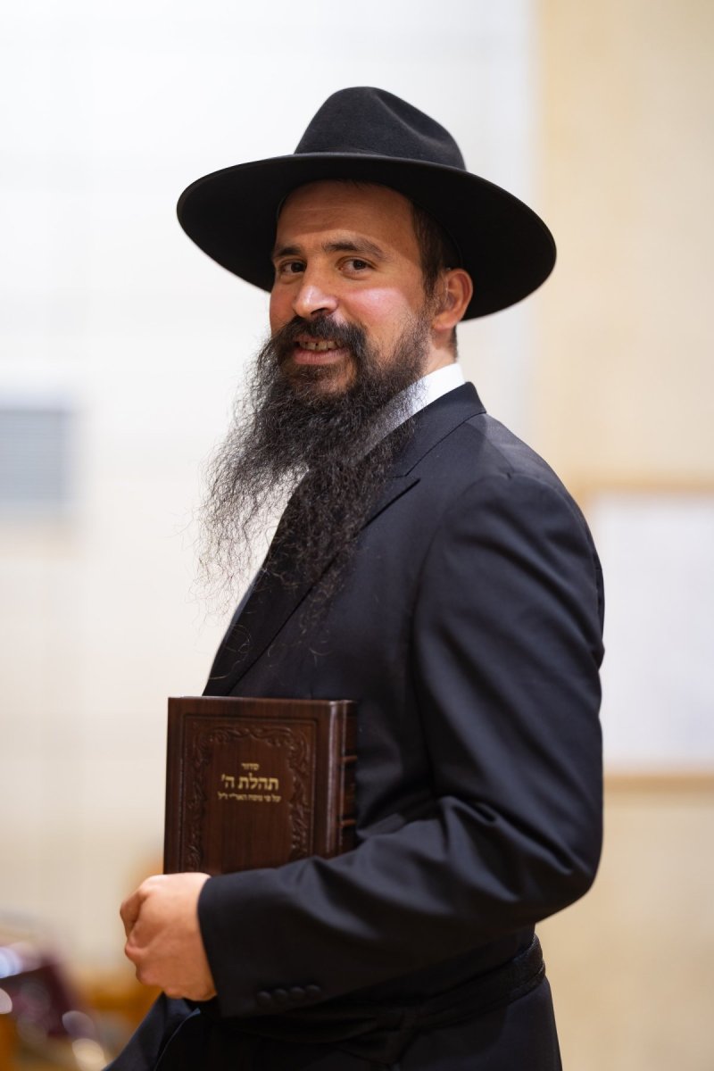 באדיבות המצלם