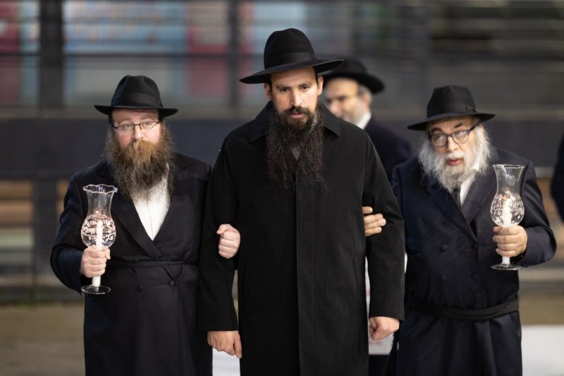 באדיבות המצלם