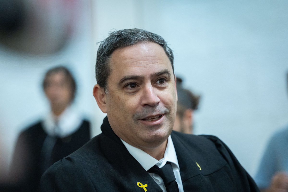 יונתן סינדל, פלאש 90
