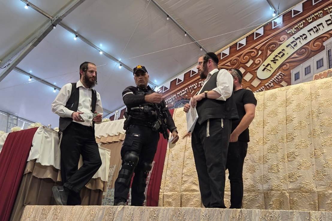 באדיבות המצלם