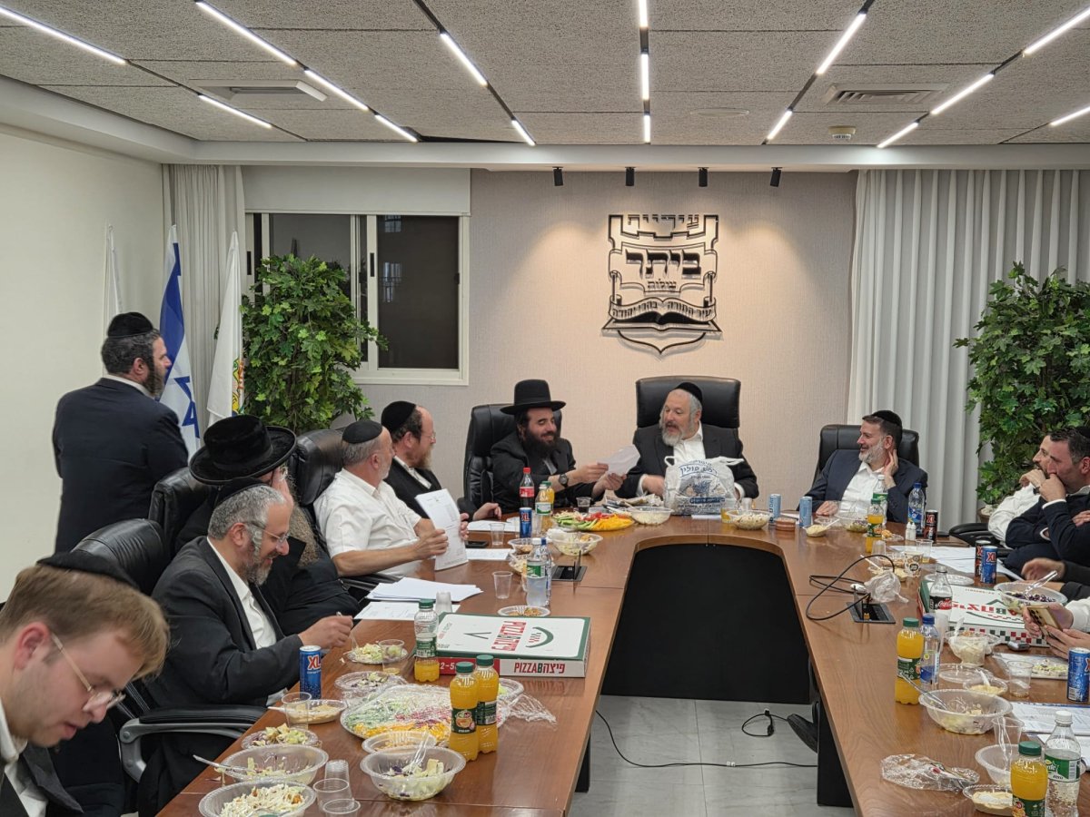 באדיבות המצלם