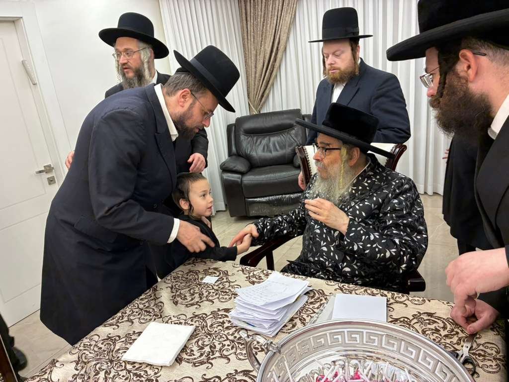 באדיבות המצלם