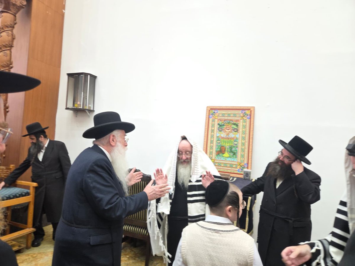 באדיבות המצלם