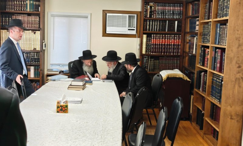ראש ישיבת מרכז הרב נועד עם מנהיגי עולם התורה בארה"ב