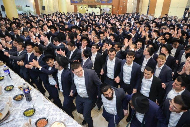באדיבות המצלם