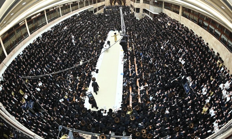 אלפים פיזזו והתחזקו בראשות ר' מיילך בידרמן בהילולת ה'בת עין'