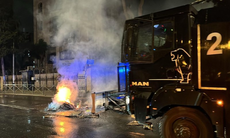 מהומות בירושלים בתהלוכת קבלת פנים המונית לעריק חרדי