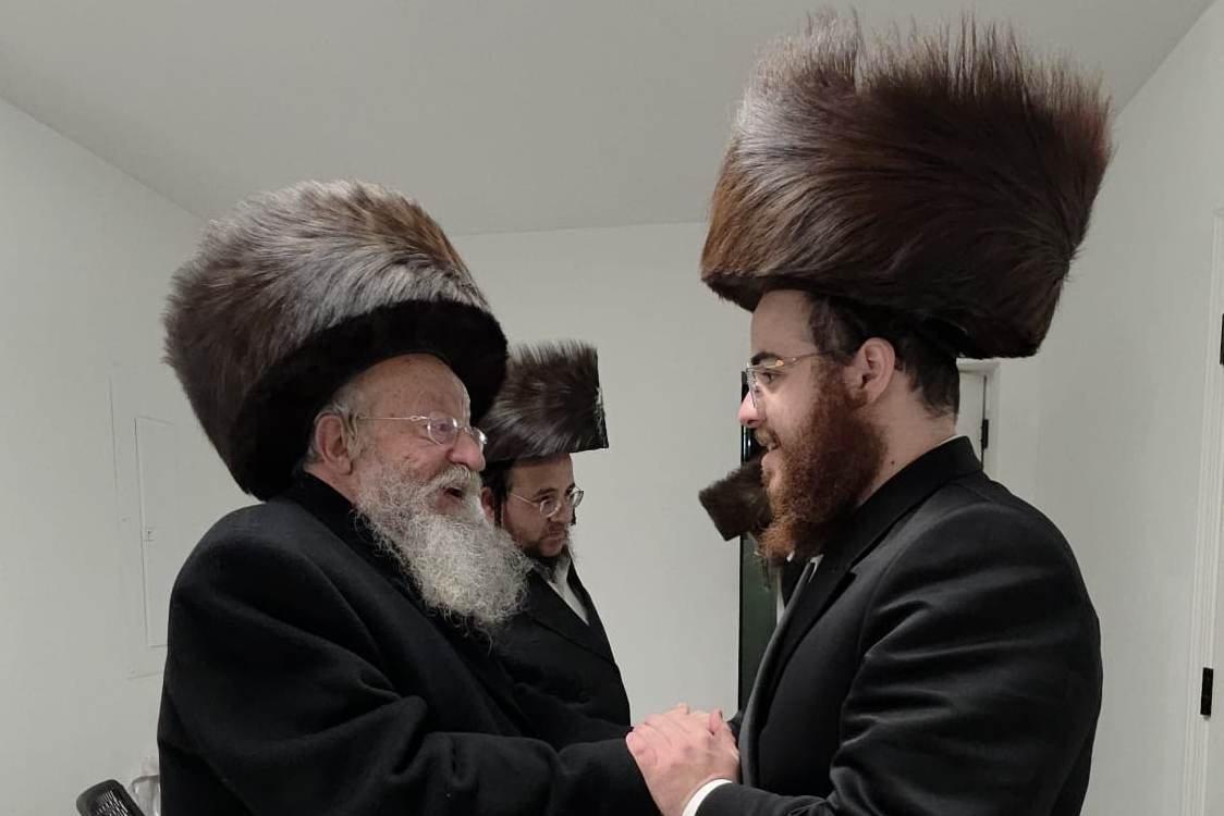 באדיבות המצלם