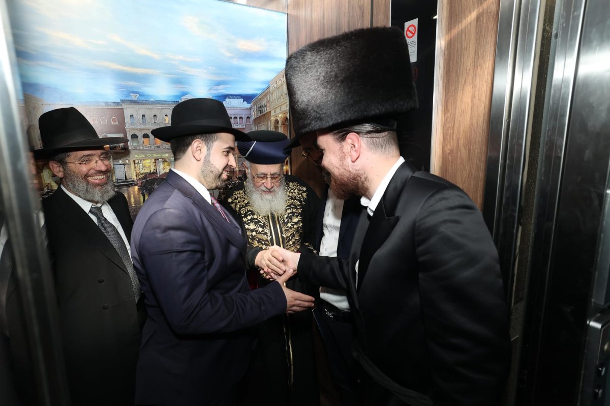 באדיבות המצלם
