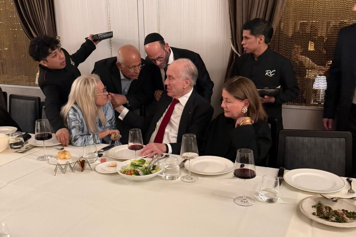 באדיבות המצלם