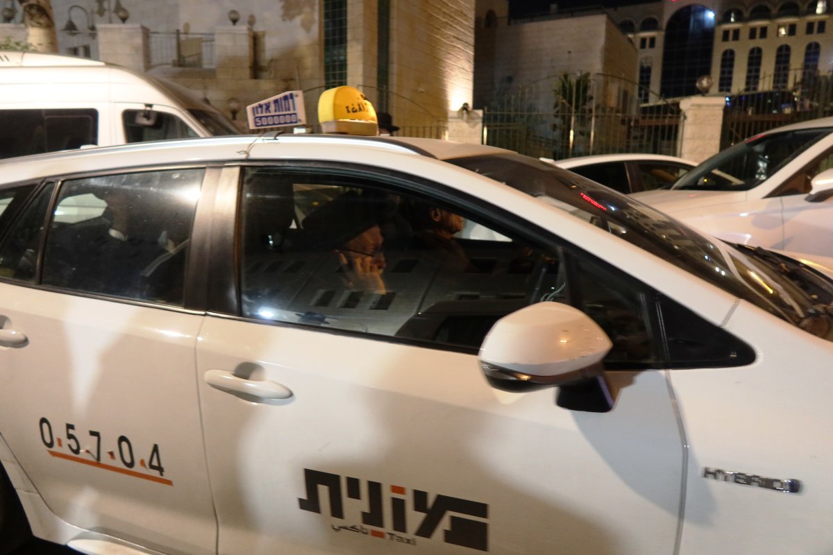 באדיבות המצלם