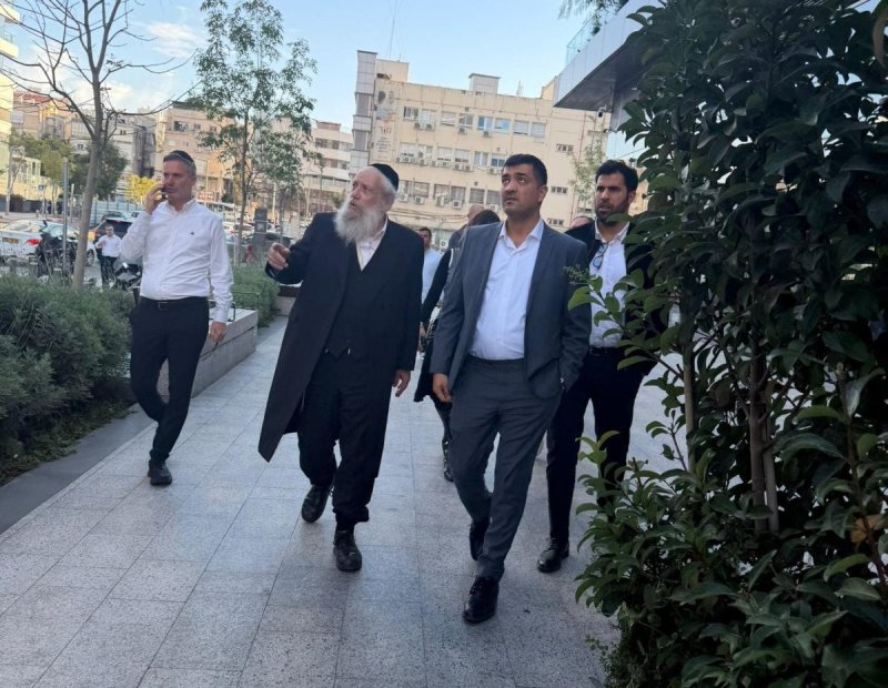 באדיבות המצלם