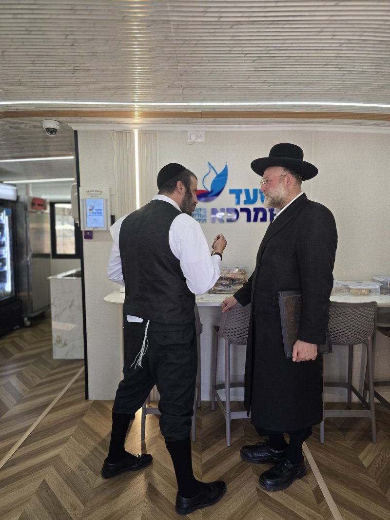 באדיבות המצלם