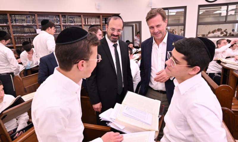 השגריר הגרמני חזה ב'שטייגען' של הבחורים וביקר בבית החלמה