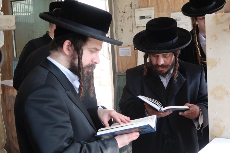 מ.א נוימן