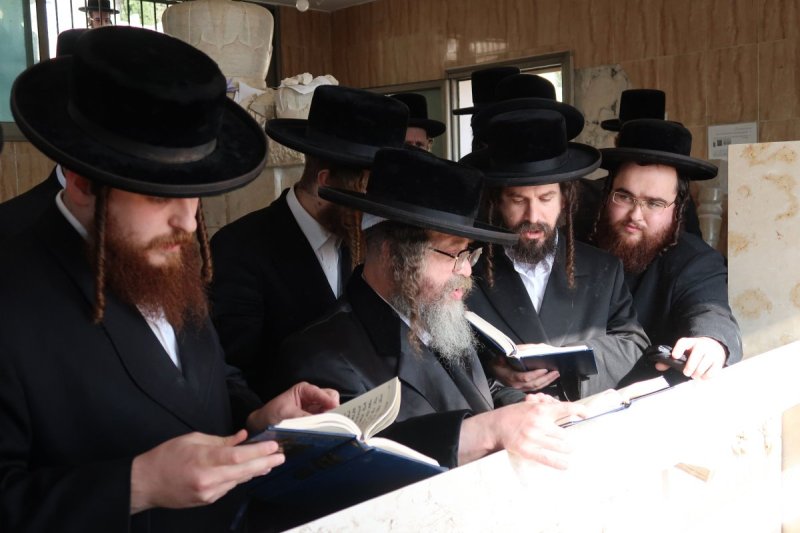 מ.א נוימן