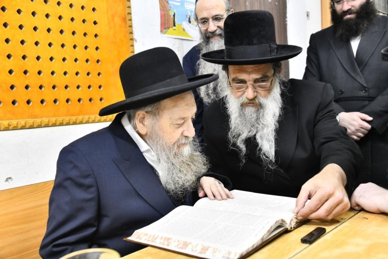 שוקי לרר