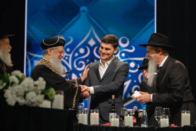 לוי נאזרוב