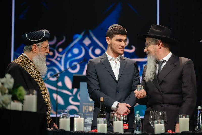 לוי נאזרוב
