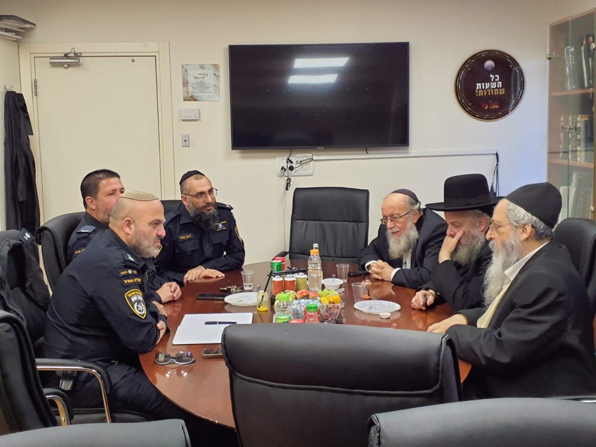 באדיבות המצלם