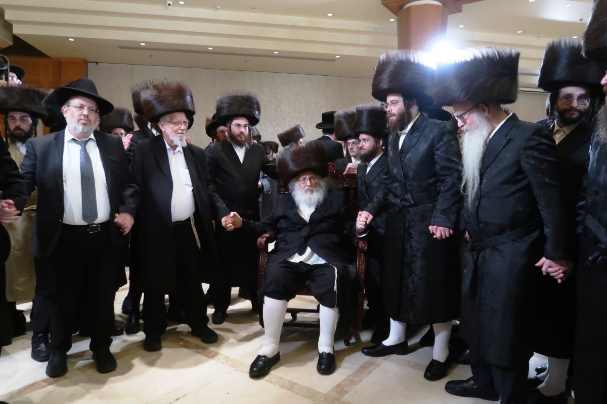 באדיבות המצלם