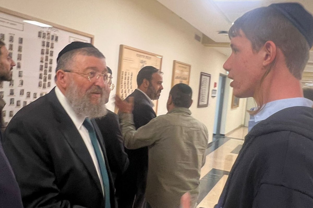 באדיבות המצלם
