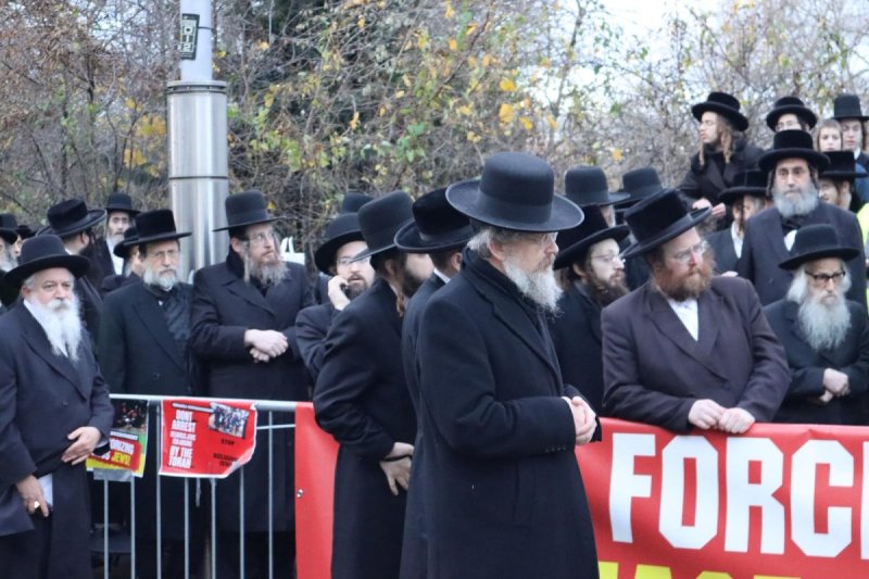 פנחס לוי