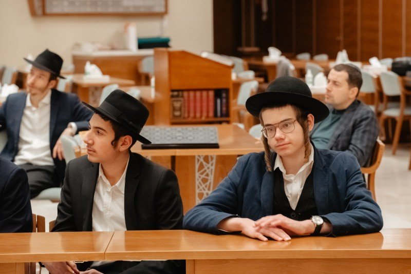 לוי נזארוב