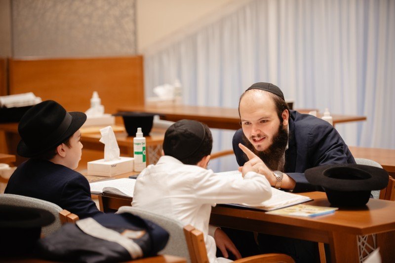 לוי נזארוב