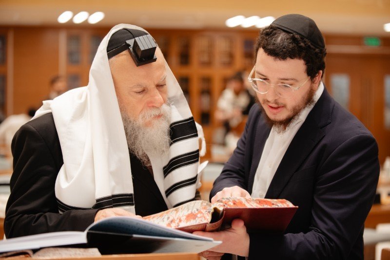 לוי נזארוב