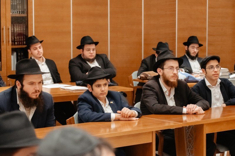 לוי נזארוב