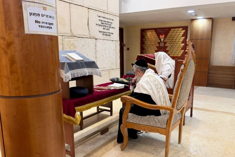 לוי נזארוב