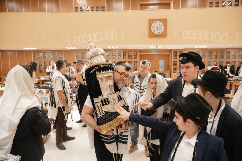 לוי נזארוב