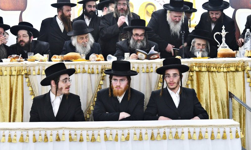 מקום של כבוד: אסירי המערכה מכלא 10 חגגו ביום ההצלה בסאטמר