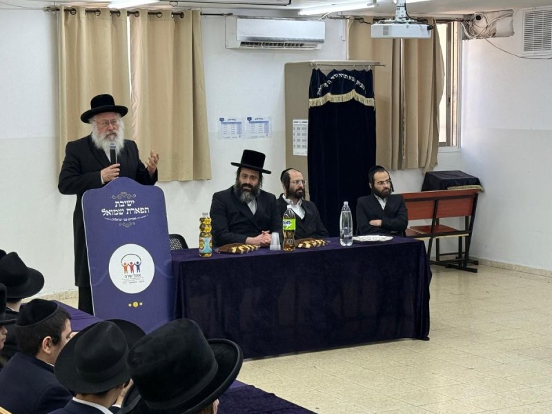 באדיבות המצלם