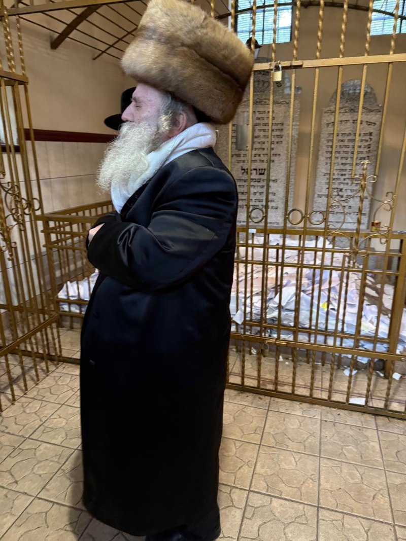 באדיבות המצלם