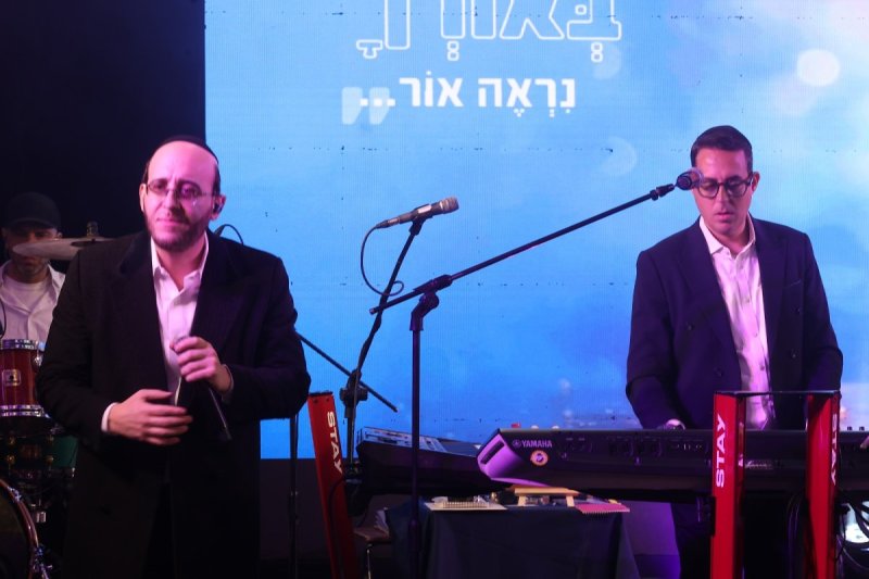 יחצ