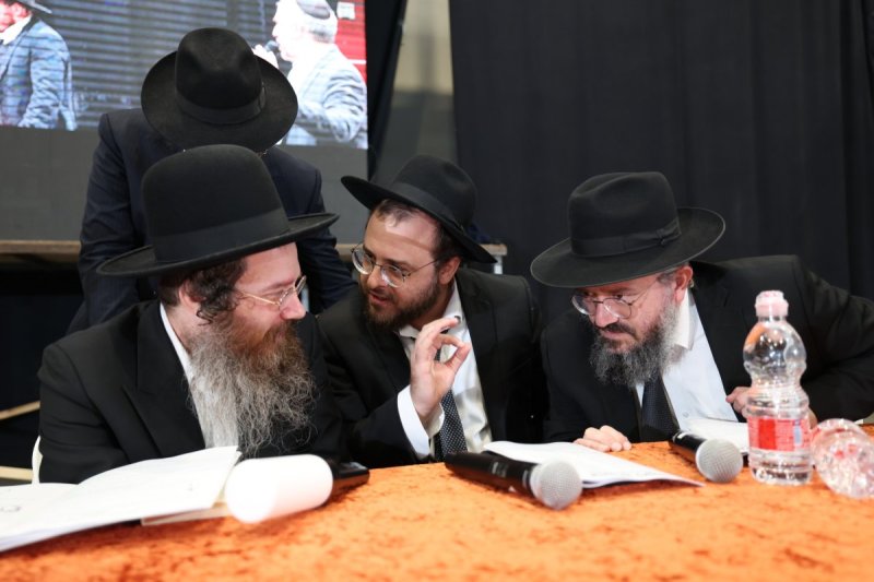 שמוליק קורלנסקי