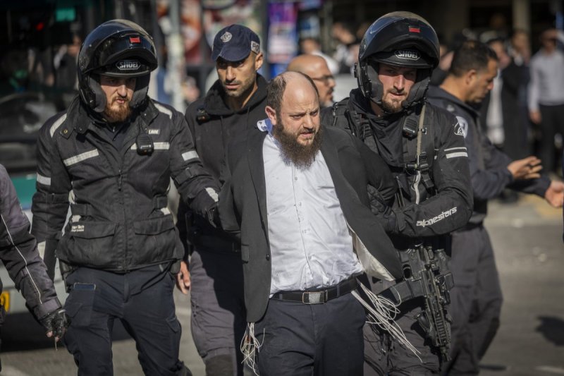 יונתן זינדל, פלאש90