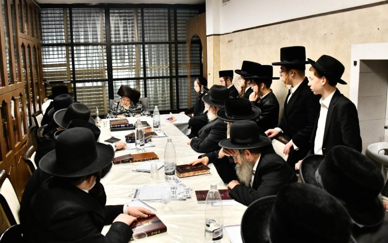 שוקי לרר