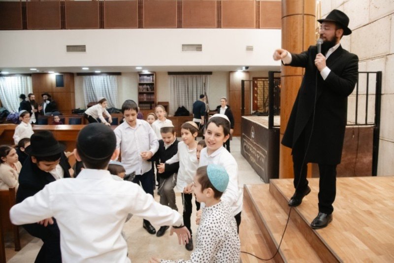 לוי נזארוב