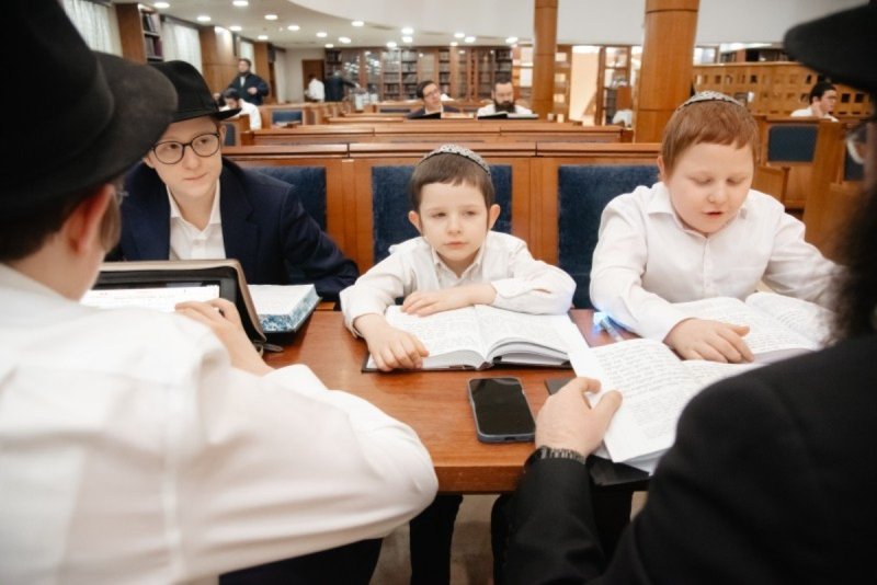 לוי נזארוב