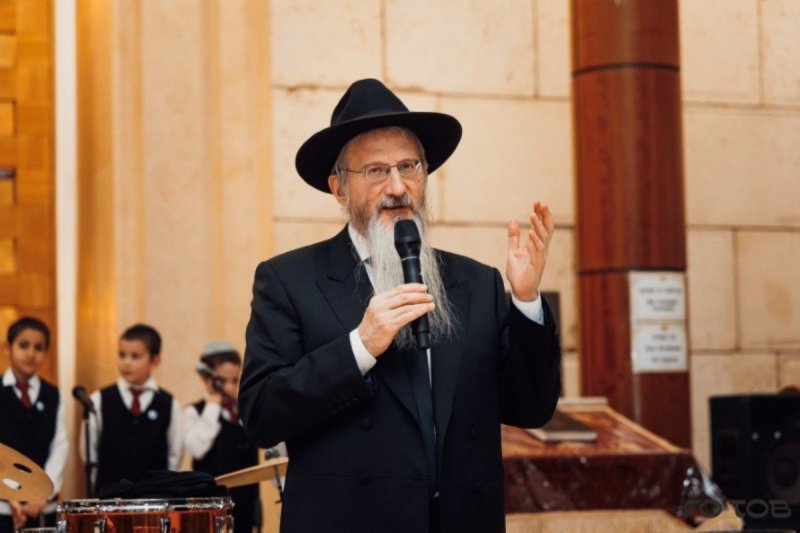 לוי נזארוב