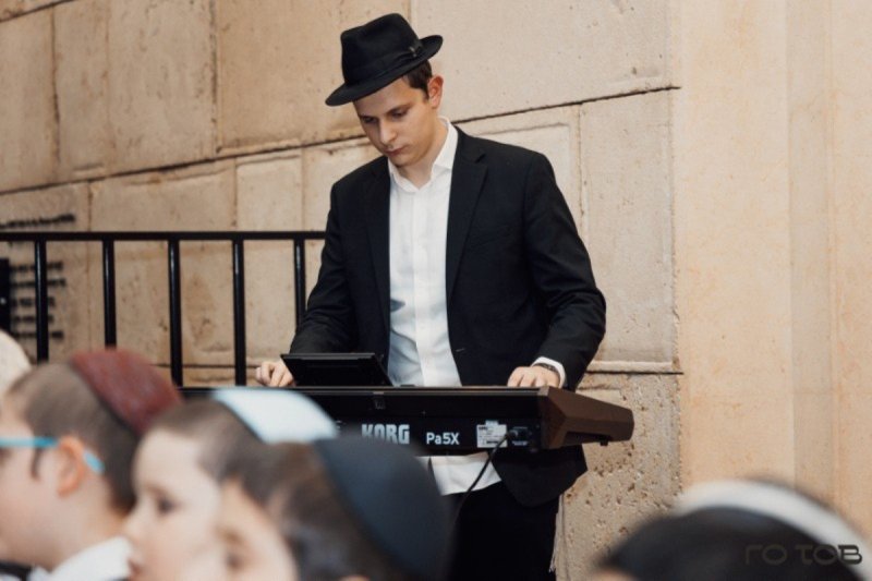 לוי נזארוב